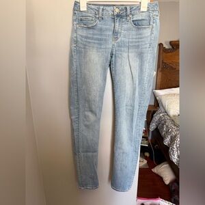 American Eagle Outfitters Light Blue Skinny Jeans
